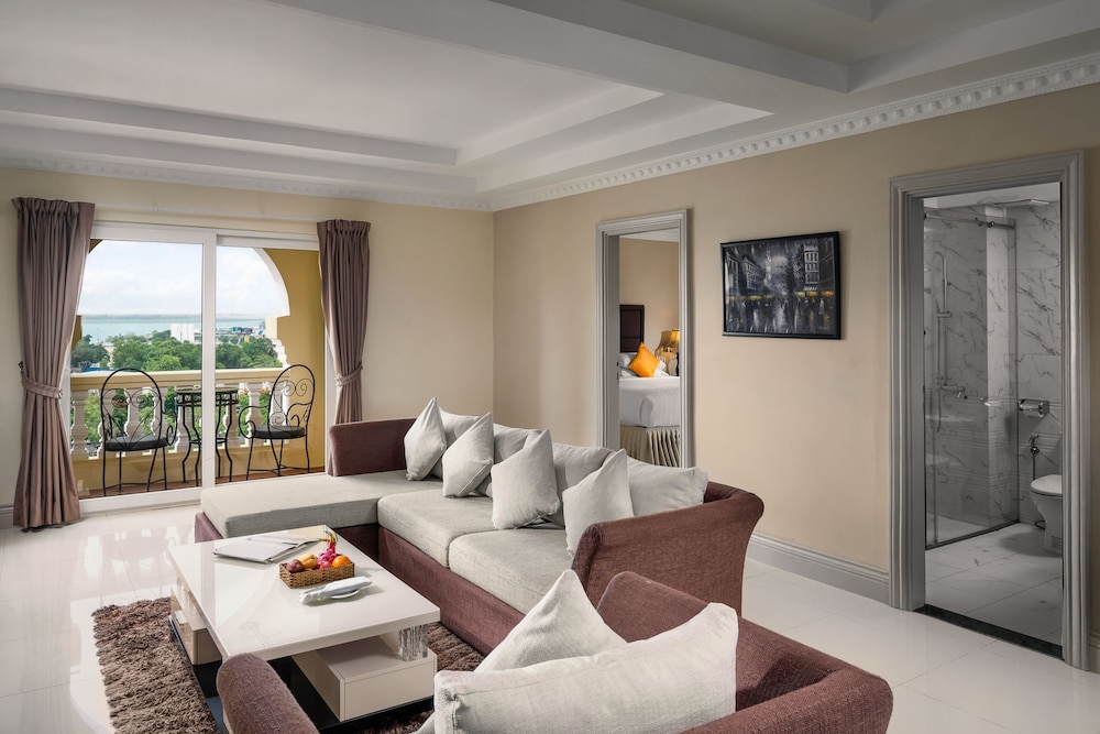 Palace Gate Hotel Residence 22/76
