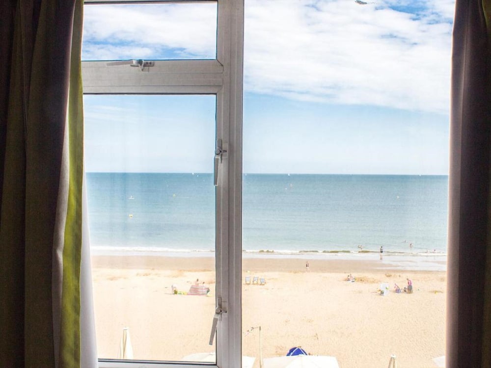 Sandbanks Hotel 32/61