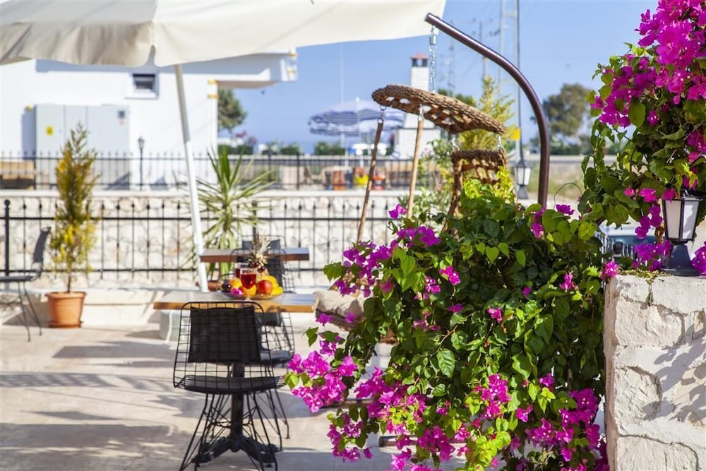 Demyra Boutique Hotel 19/28