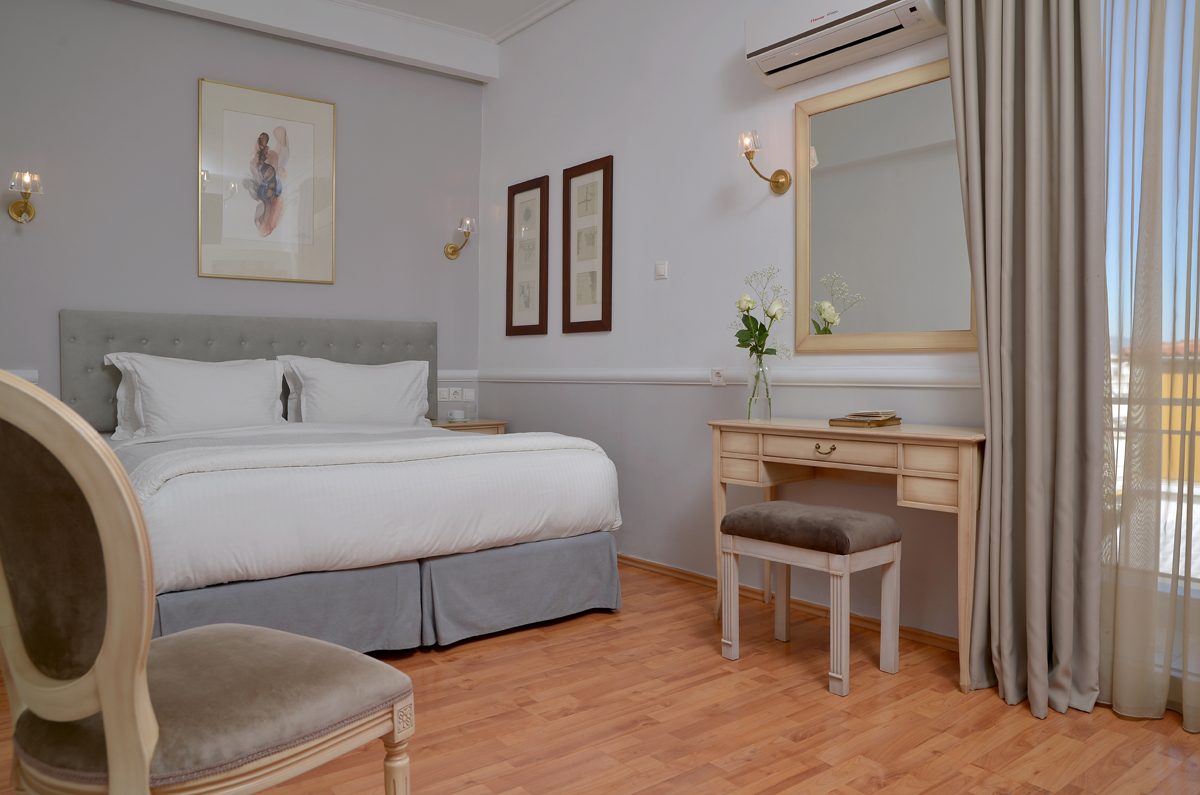 COMFORT, DOUBLE OR TWIN BED