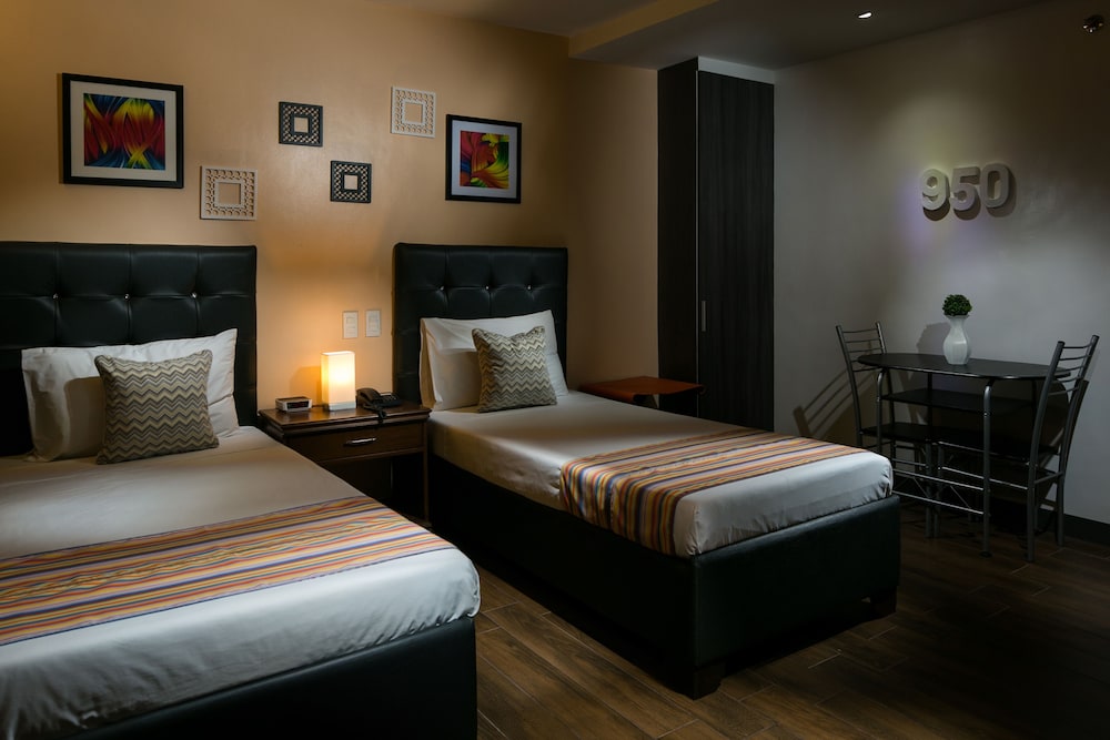 950 Condotel 29/58