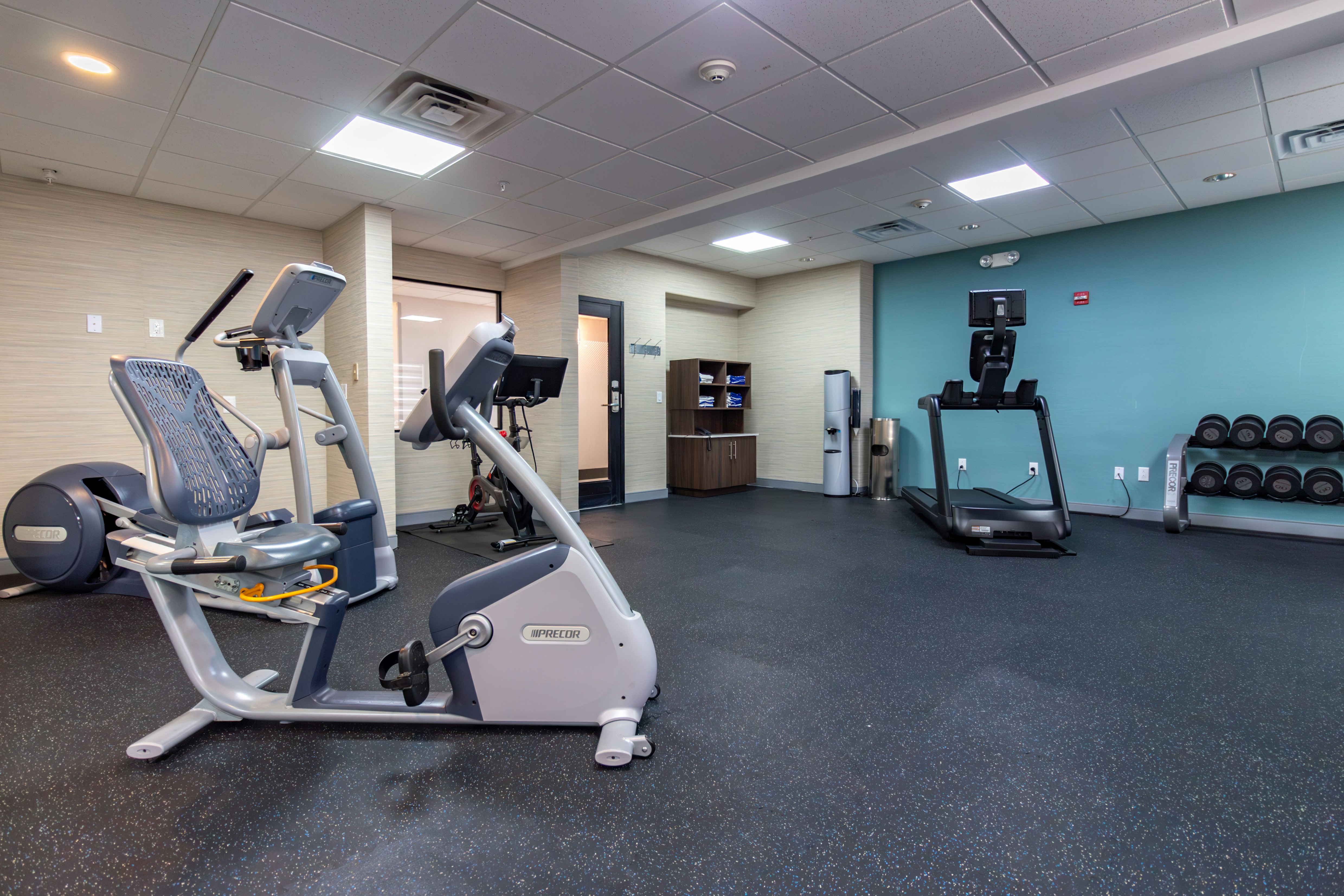 Hampton Inn & Suites Denton 33/59