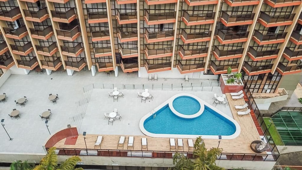 Kubitschek Plaza Hotel 12/50