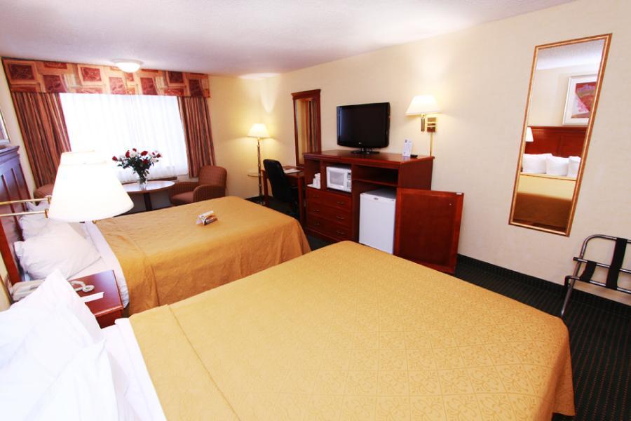 ROOM, 2 QUEEN BEDS