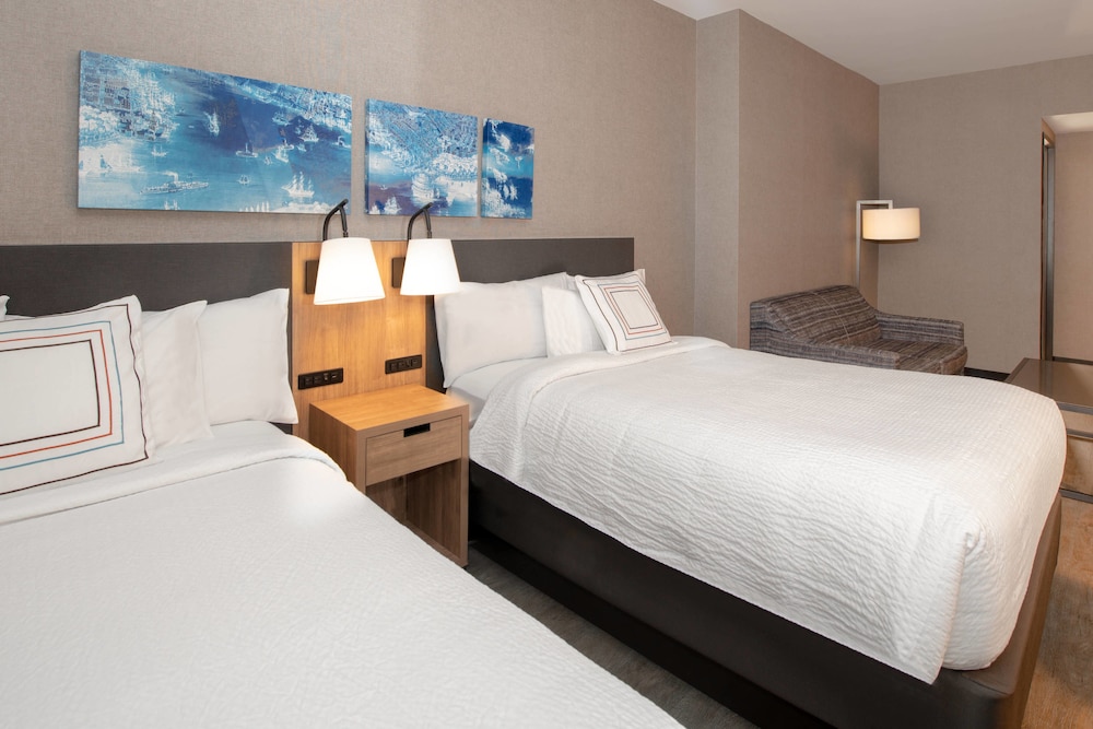 Courtyard by Marriott New York World Trade Center Area 14/49