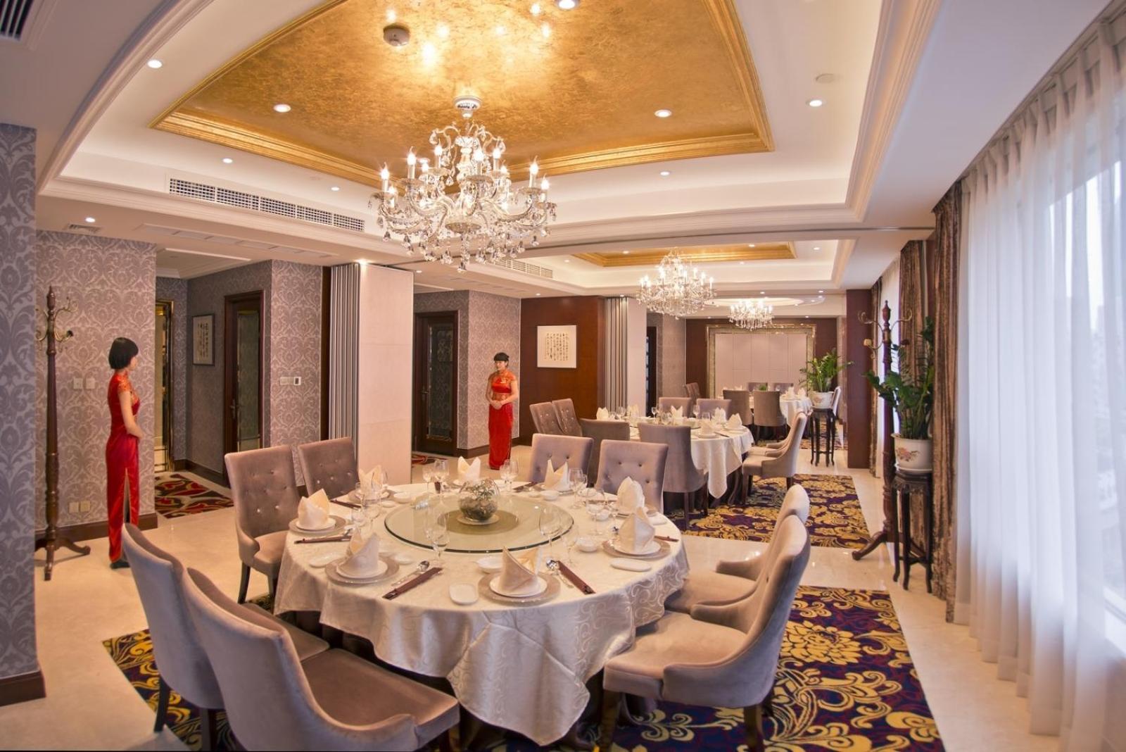Overseas Chinese Hotel Wenzhou 40/55
