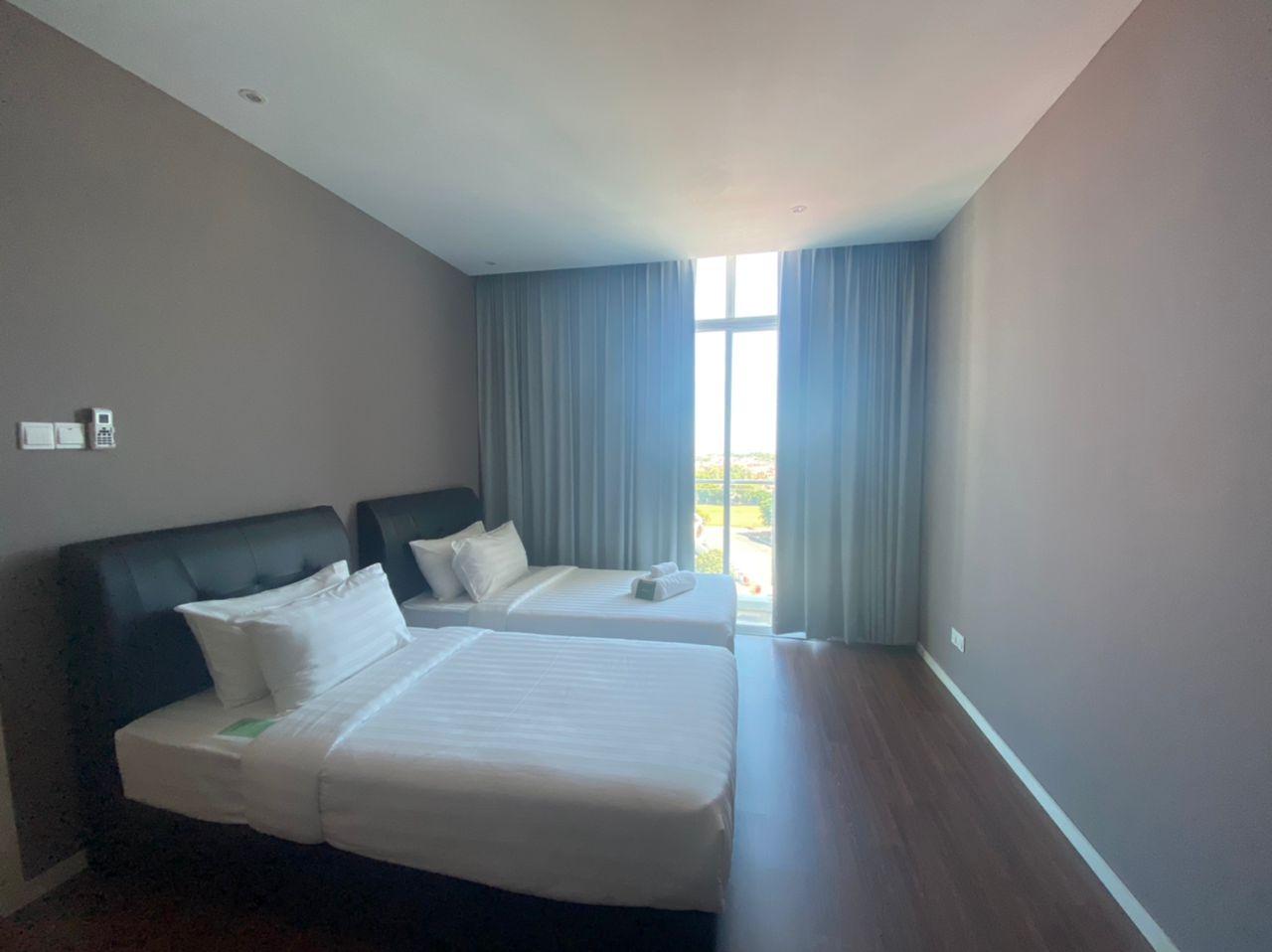 2 Bedrooms, Apartment