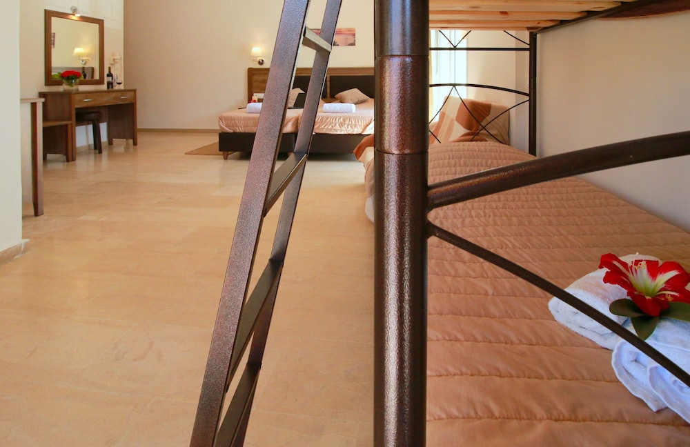 Hotel Yannis Corfu 29/39