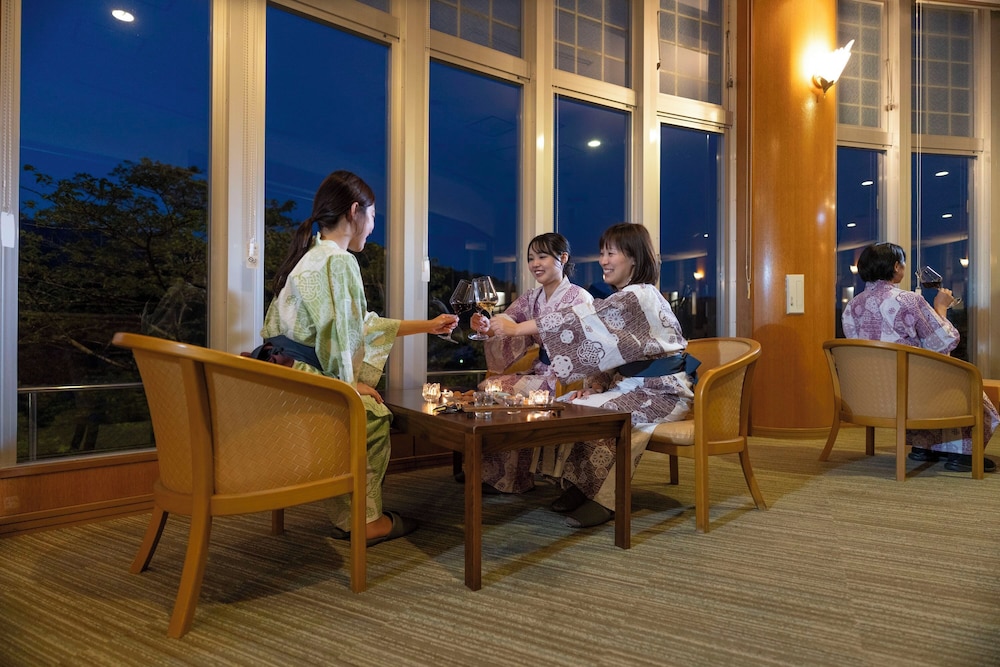 Kamenoi Hotel Kochi 8/61