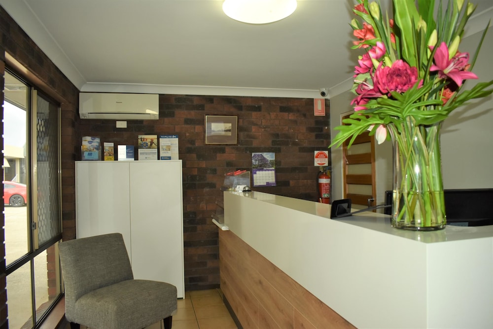 Best Western Parkside Motor Inn 10/33