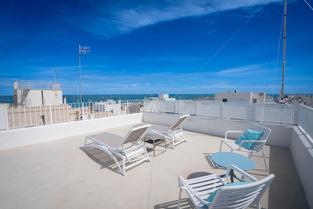 Donna Domenica Boutique Suites 40/50