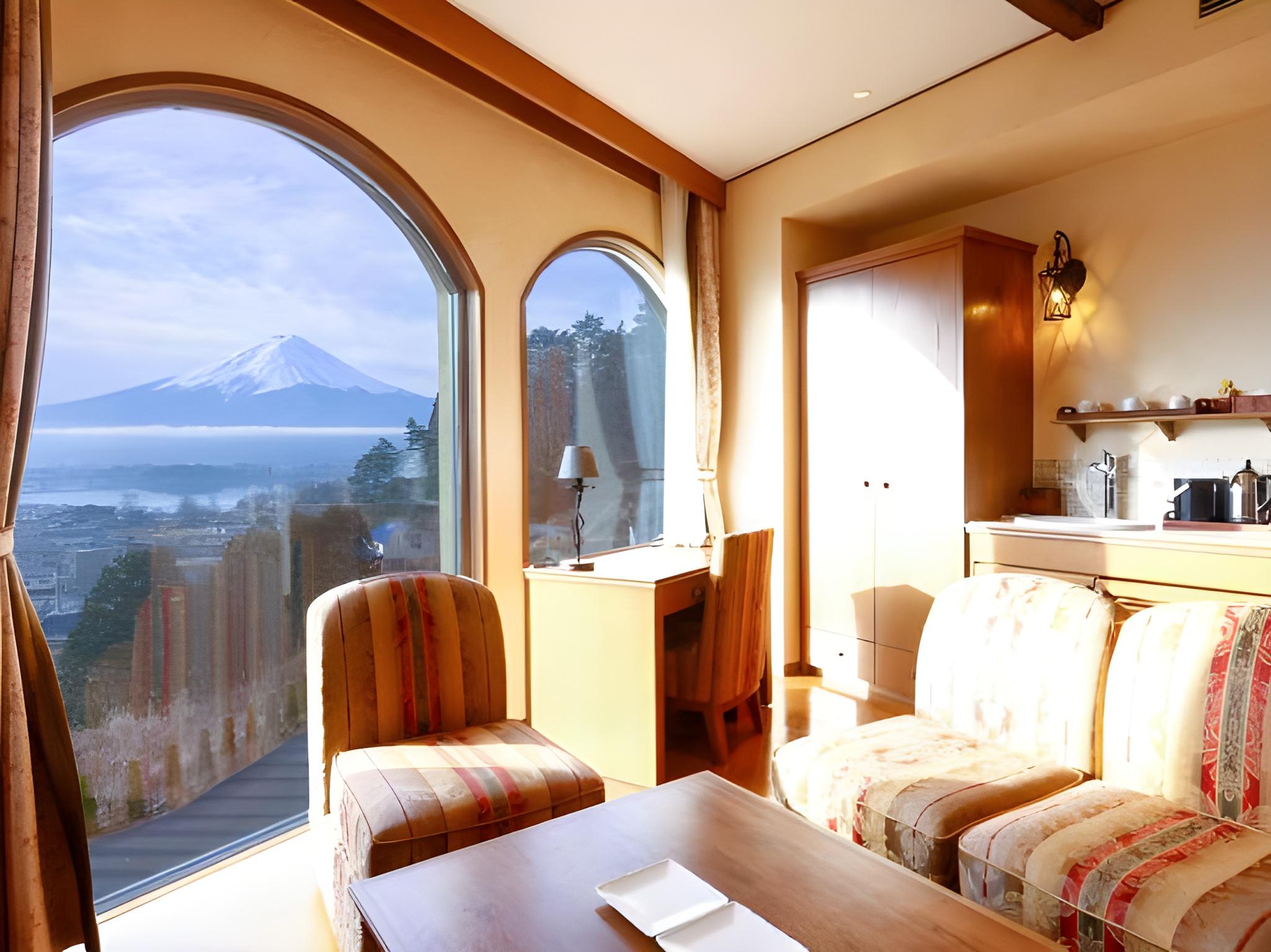Rose, Triple, 3 Beds, Mountain View, Outdoor Bath