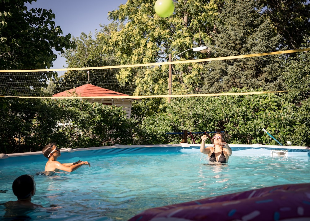 Red Horse Vineyard Bed & Breakfast 40/66