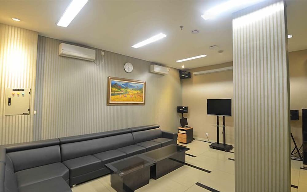 World Hotel Jakarta - Bandengan 29/50