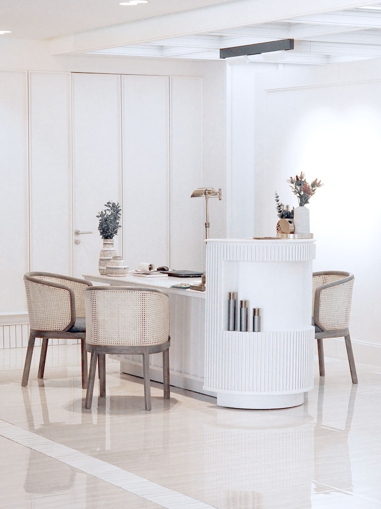 Syn Boutique Hotel 10/70