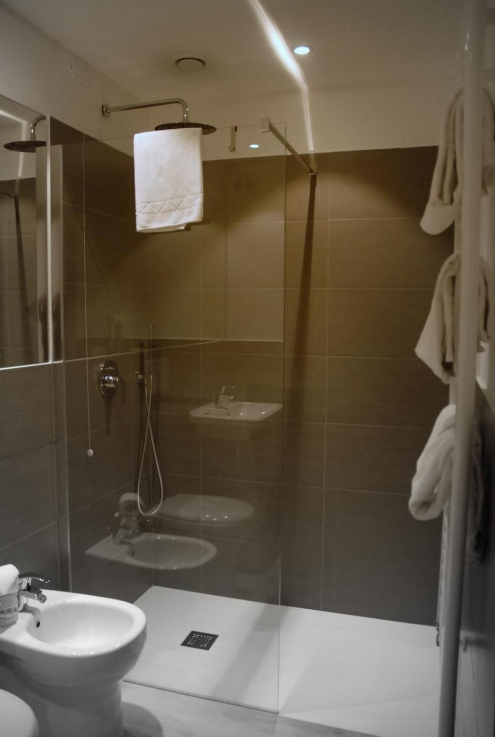 غرفة سوبيريور بسرير مزدوج أو سريرين منفصلين، Albergo Ristorante Sonia 9/10