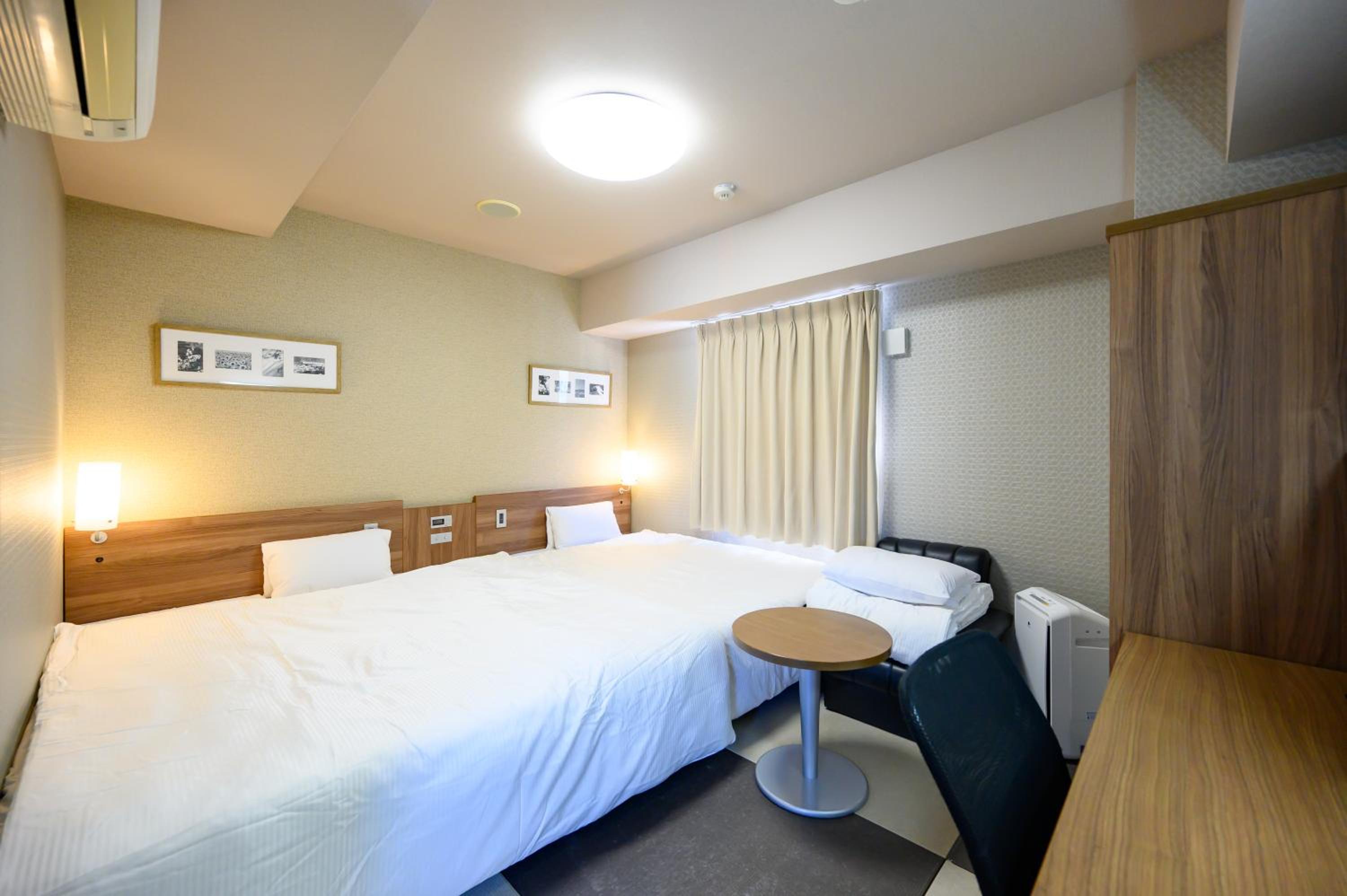 Hotel Econo Kameyama 39/85