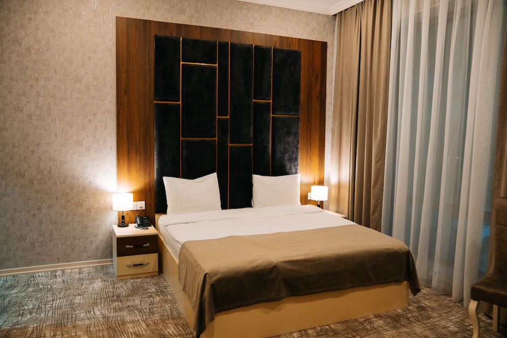 The Clocktower Hotel 23/62