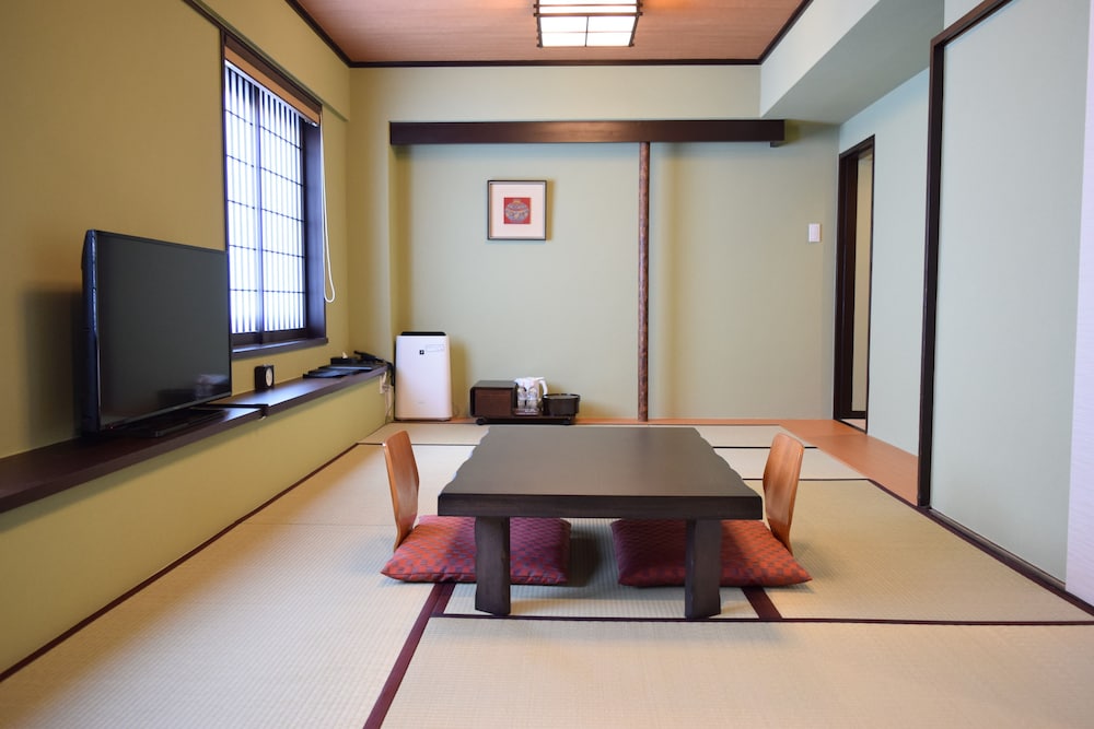 TAKAMATSU KOKUSAI HOTEL 43/65