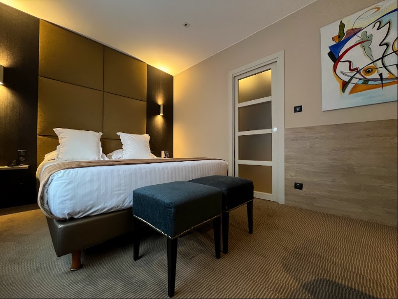 Hotel Borel 32/75