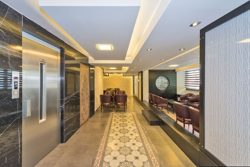 Erbazlar Hotel 25/45