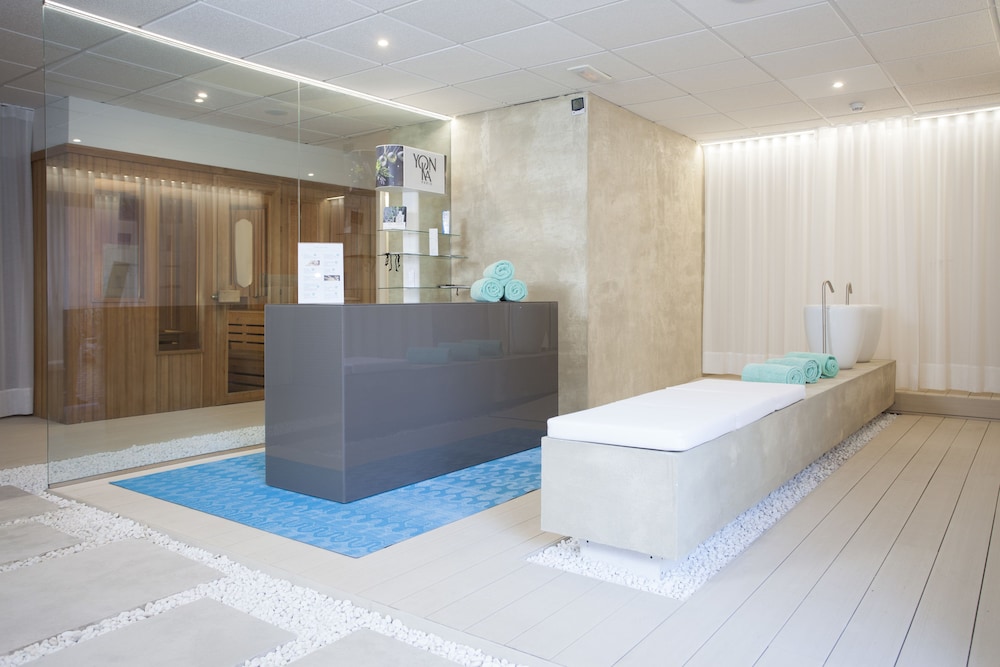 Fenix Torremolinos Hotel – Adults Only 11/72