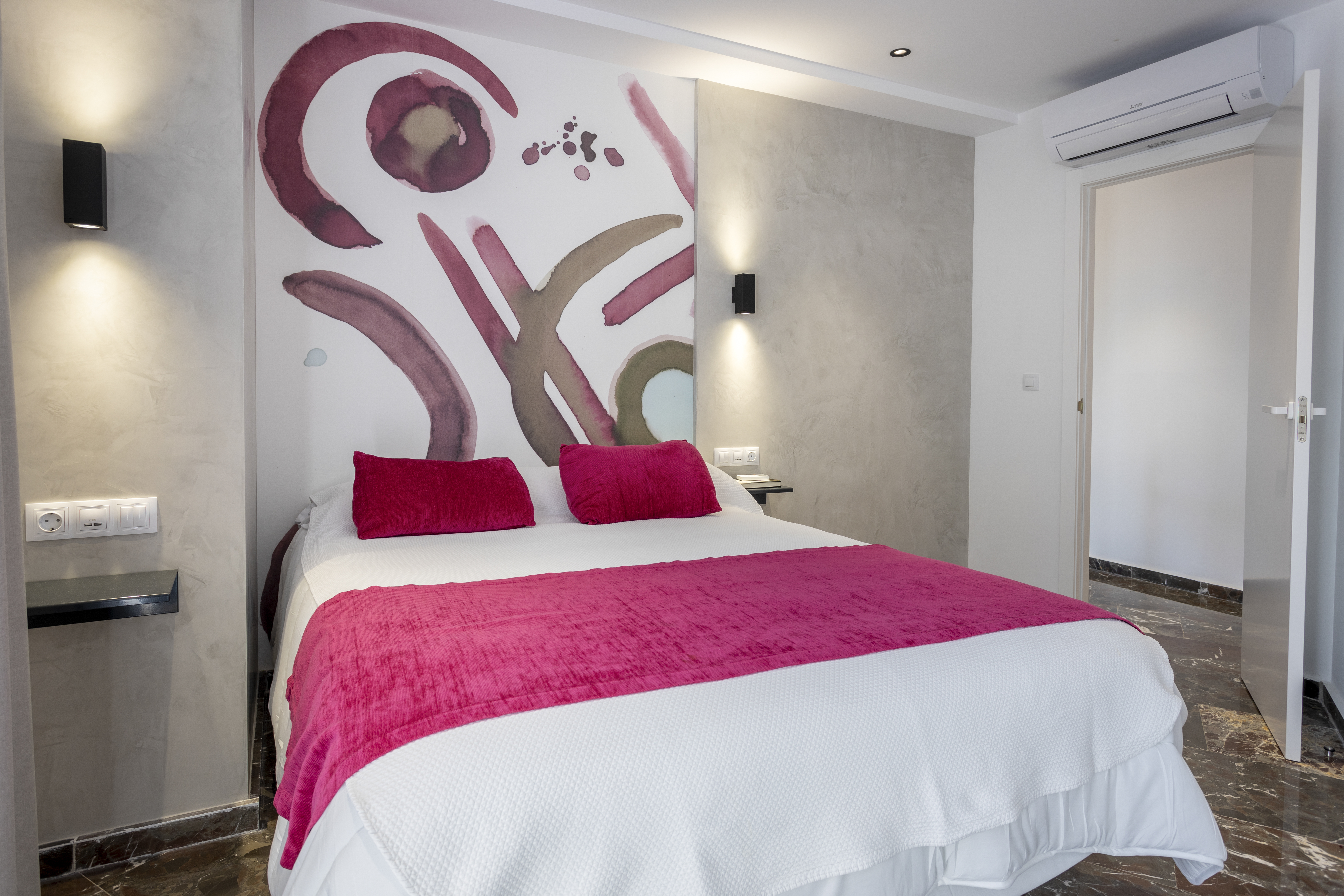 San Jaime Center Suites and Apartments 9/32
