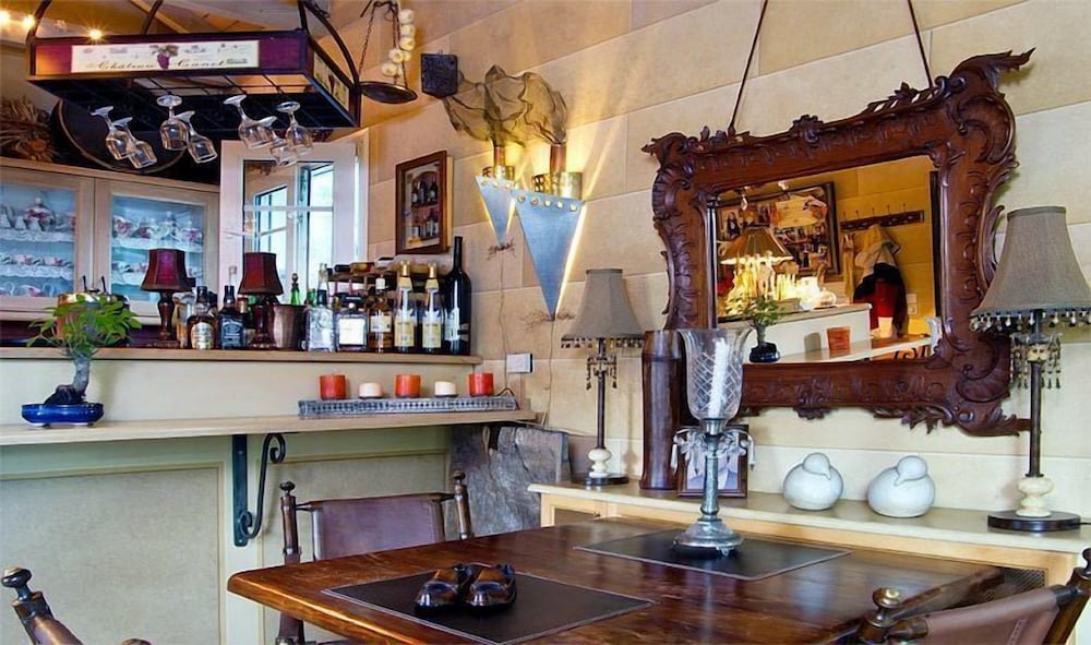Anerada Inn Boutique Hotel 33/42