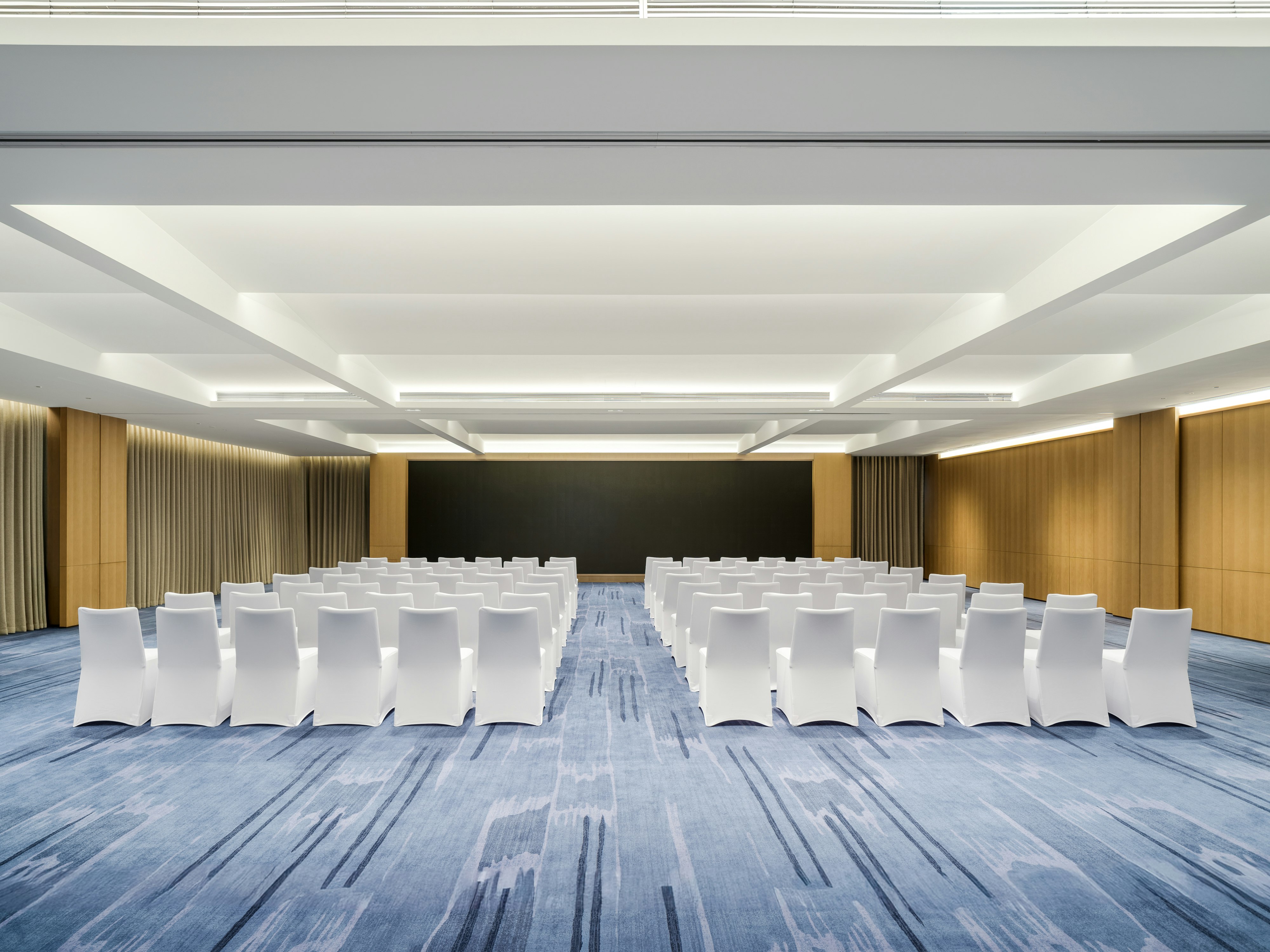 Canton Hotel Guangzhou, Tapestry Collection by Hilton 41/50