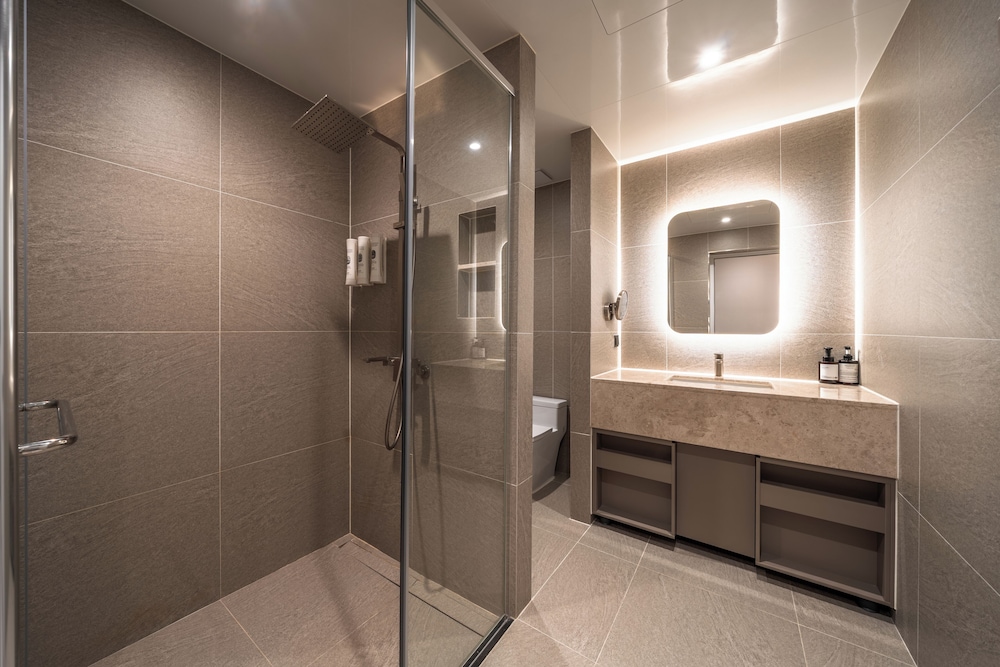 غرفة قياسية بسرير كوين وسرير فردي، Comfort inn Yeouido 4/4