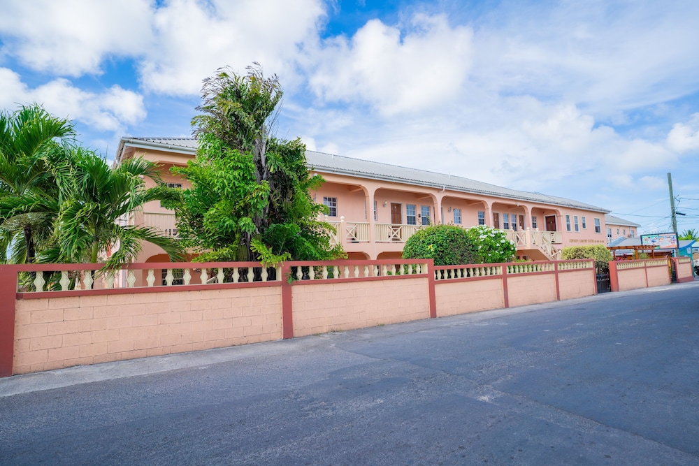 Connies Comfort Suites 42/50