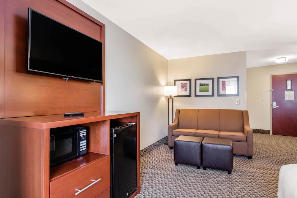 Comfort Suites Tuscaloosa Near University 24/36