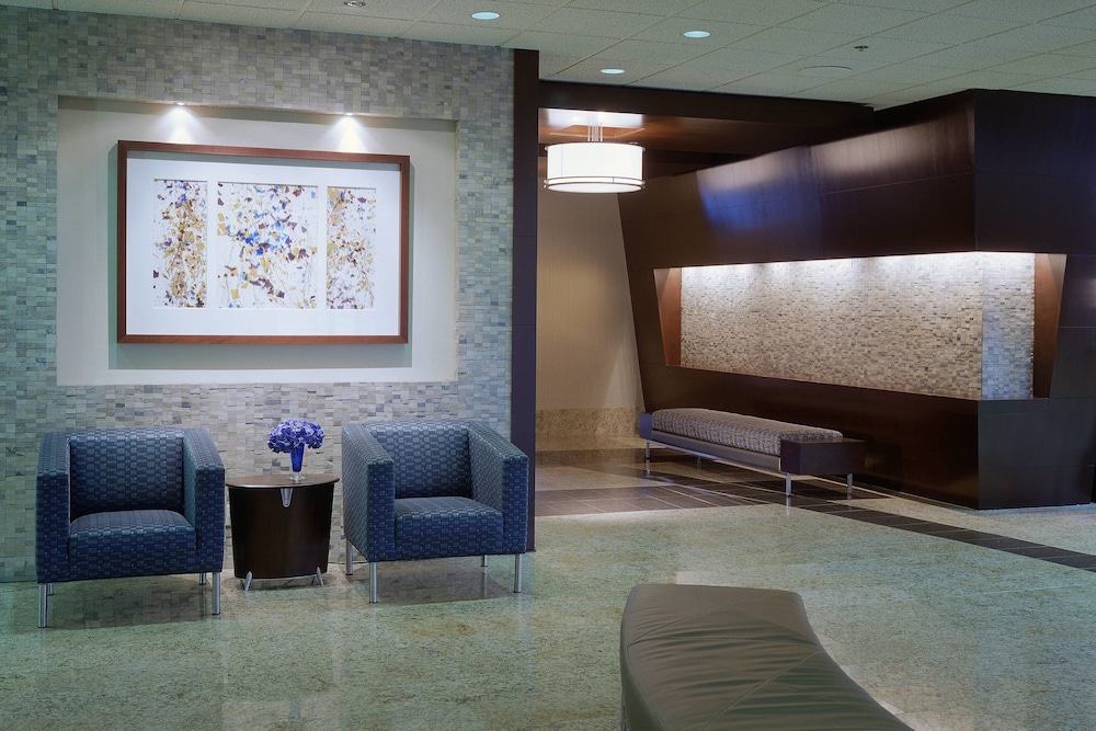 Delta Hotels Calgary Airport In Terminal 18/23
