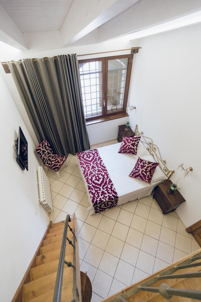 Agriresort Leano 43/82