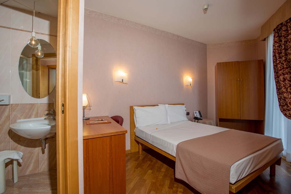 Sirio Hotel 17/50