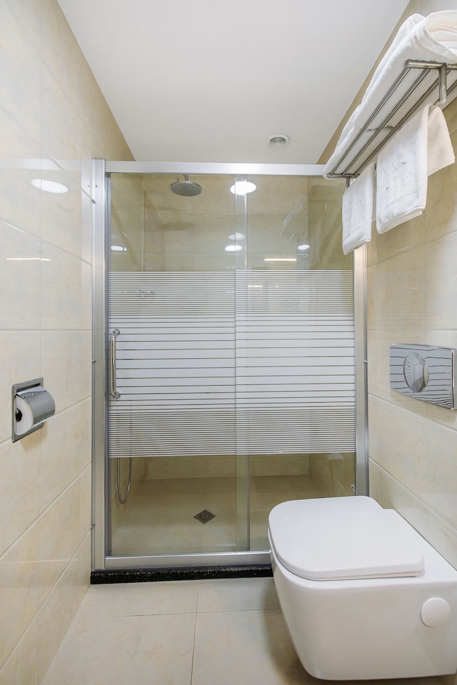 Urban Boutique Hotel 50/50
