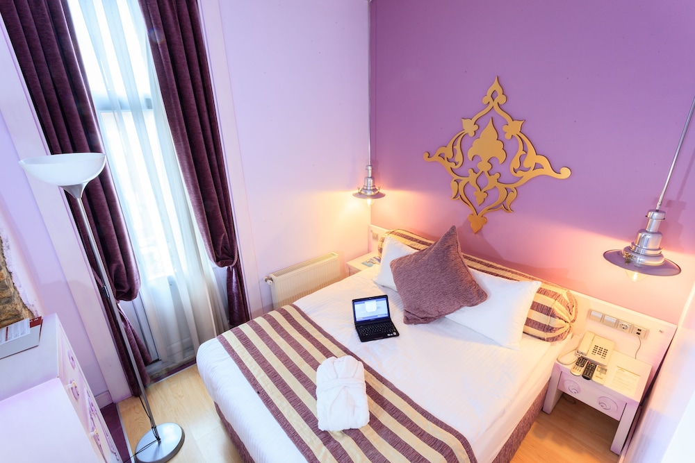 Adamar Hotel Special Category 15/66