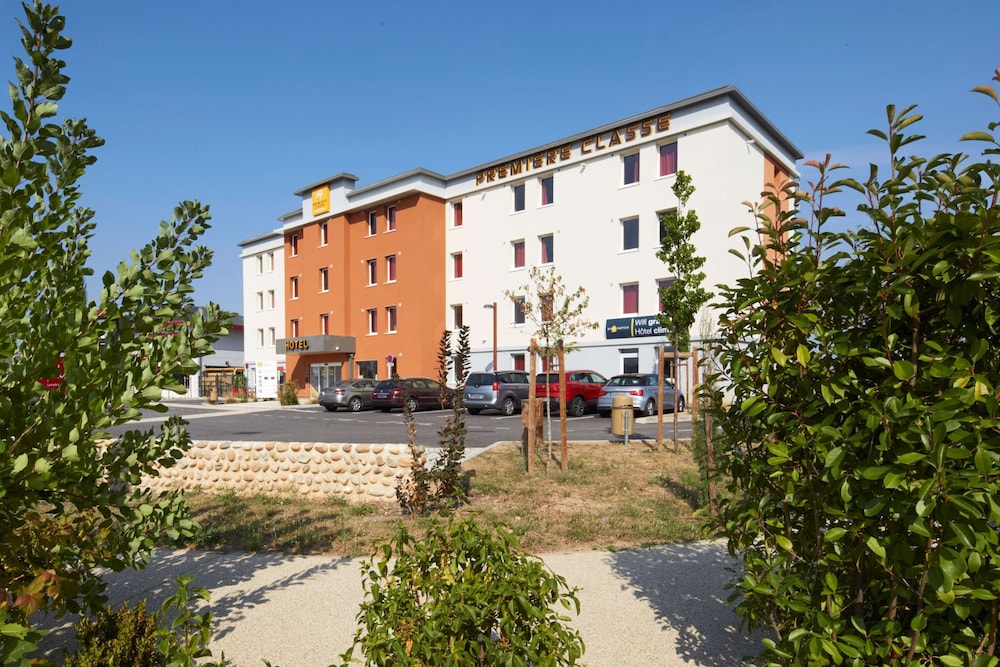 ibis budget Valence Nord Plateau des Couleures 49/54