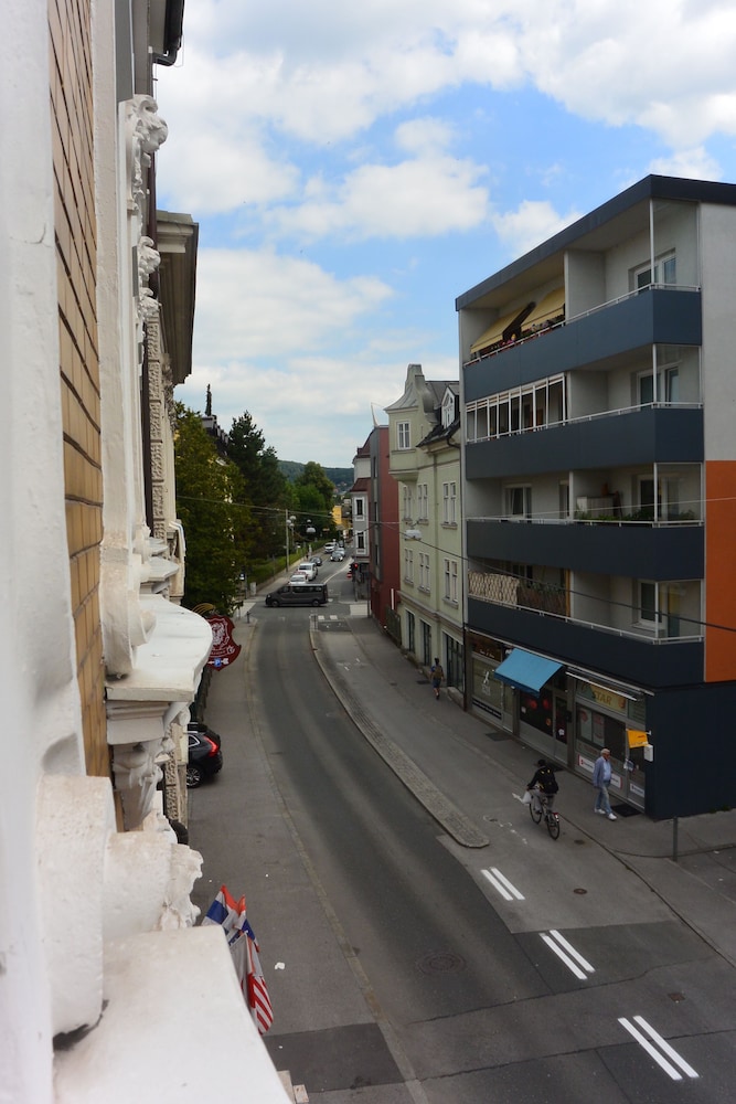 Adlerhof 53/66