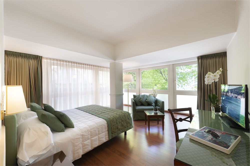 Hotel Barchetta Excelsior 10/48