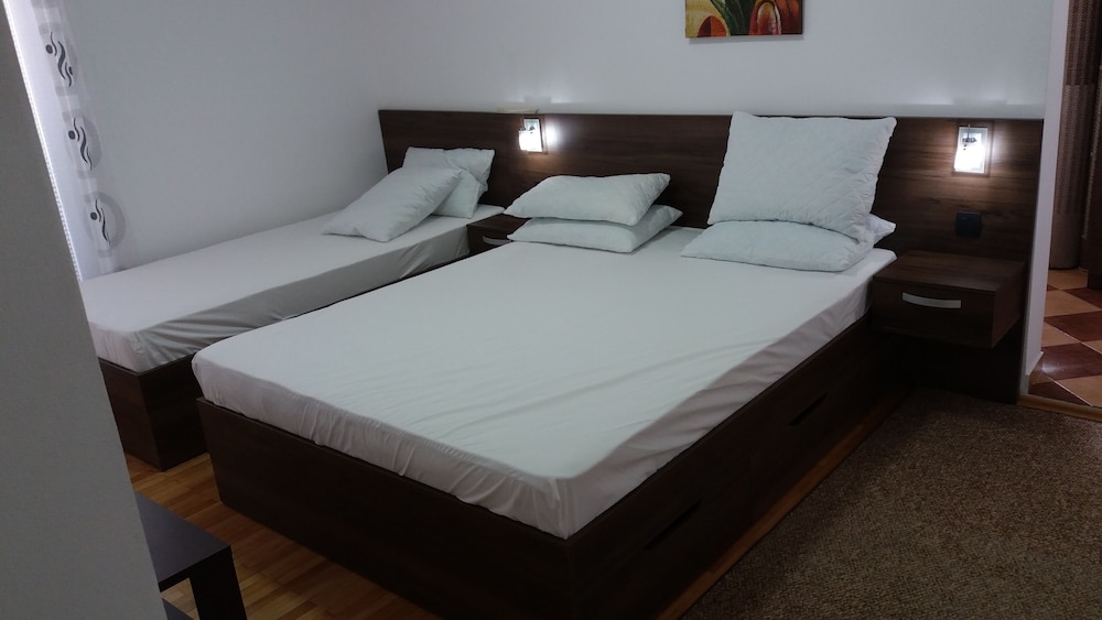 Apartments Kojic 9/75