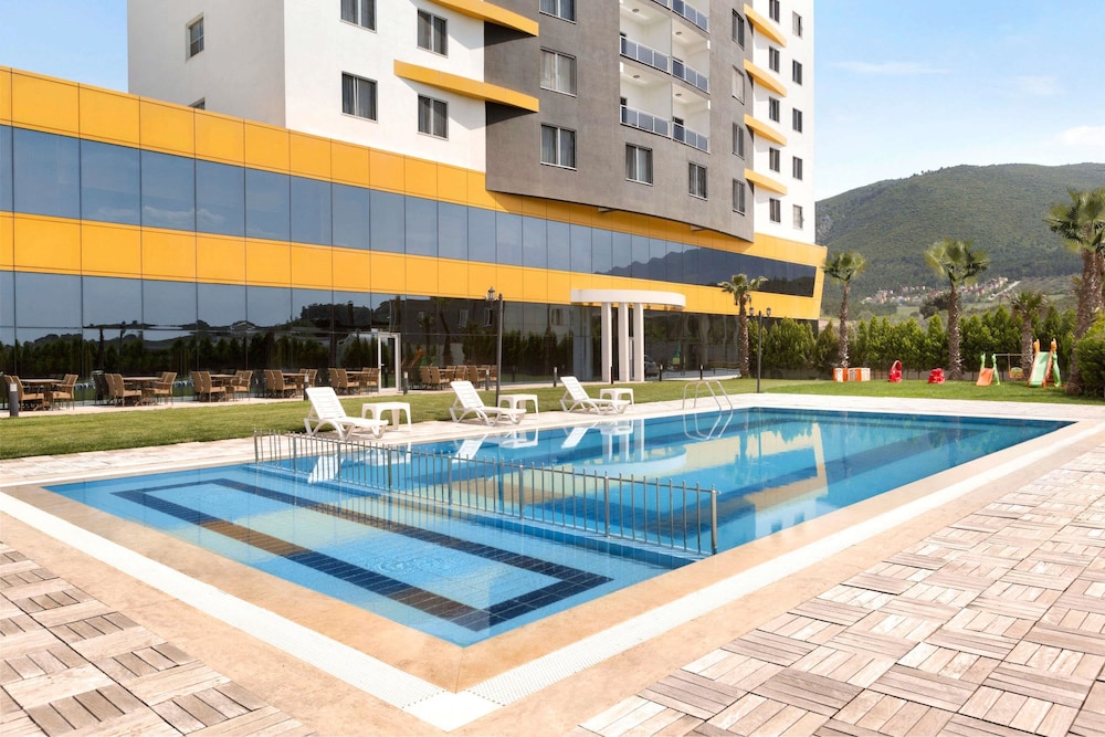 Ramada Soma 3/57