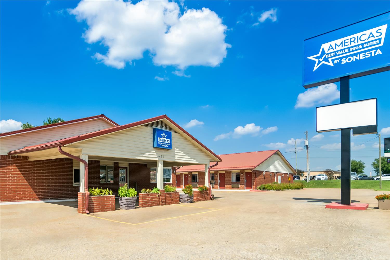 Americas Best Value Inn Suites Siloam Springs 2/26