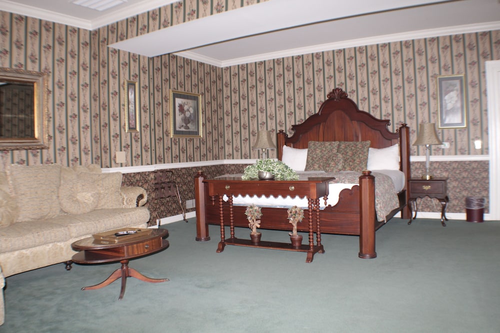 Waynebrook Inn Est 1865 57/73