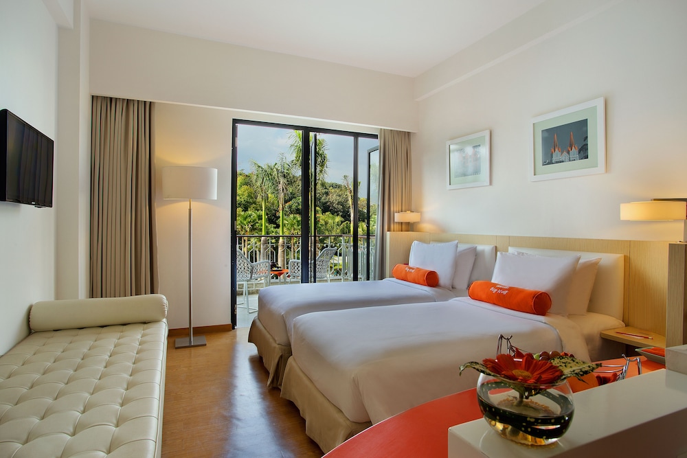 Harris Hotel and Conventions Malang 13/40