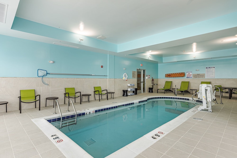 SpringHill Suites Detroit Sterling Heights 12/35
