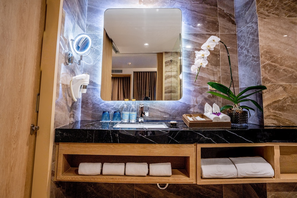 Divalux Resort And Spa 50/50