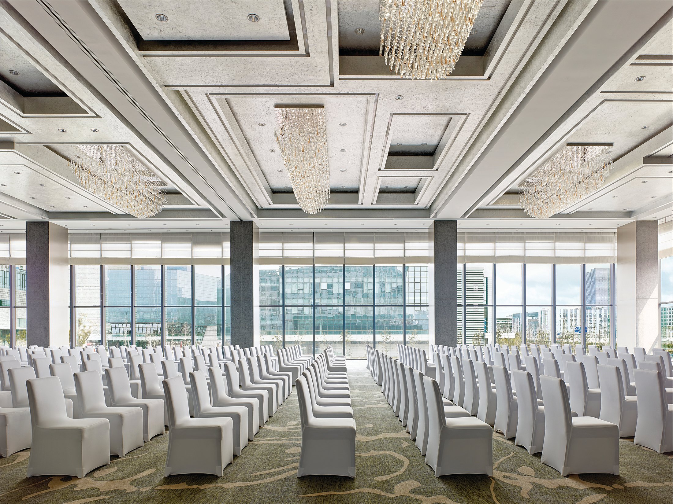 Langham Place Ningbo Culture Plaza 34/56