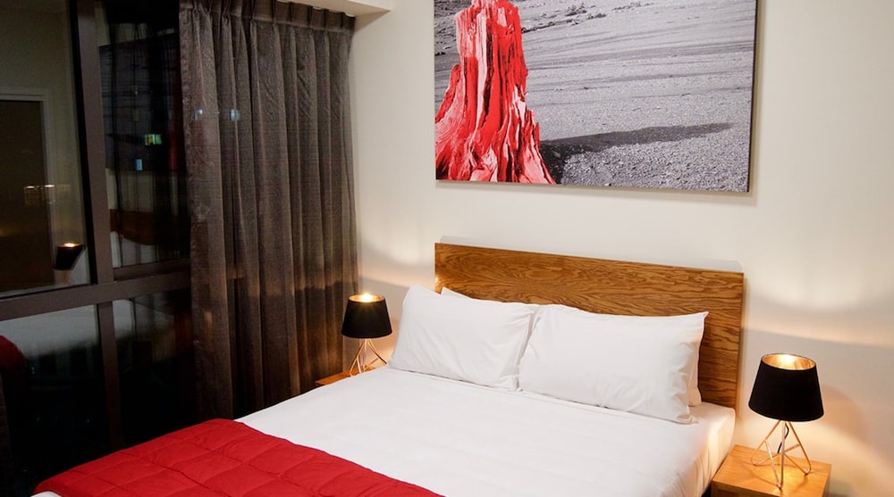 Boulcott Suites 23/70
