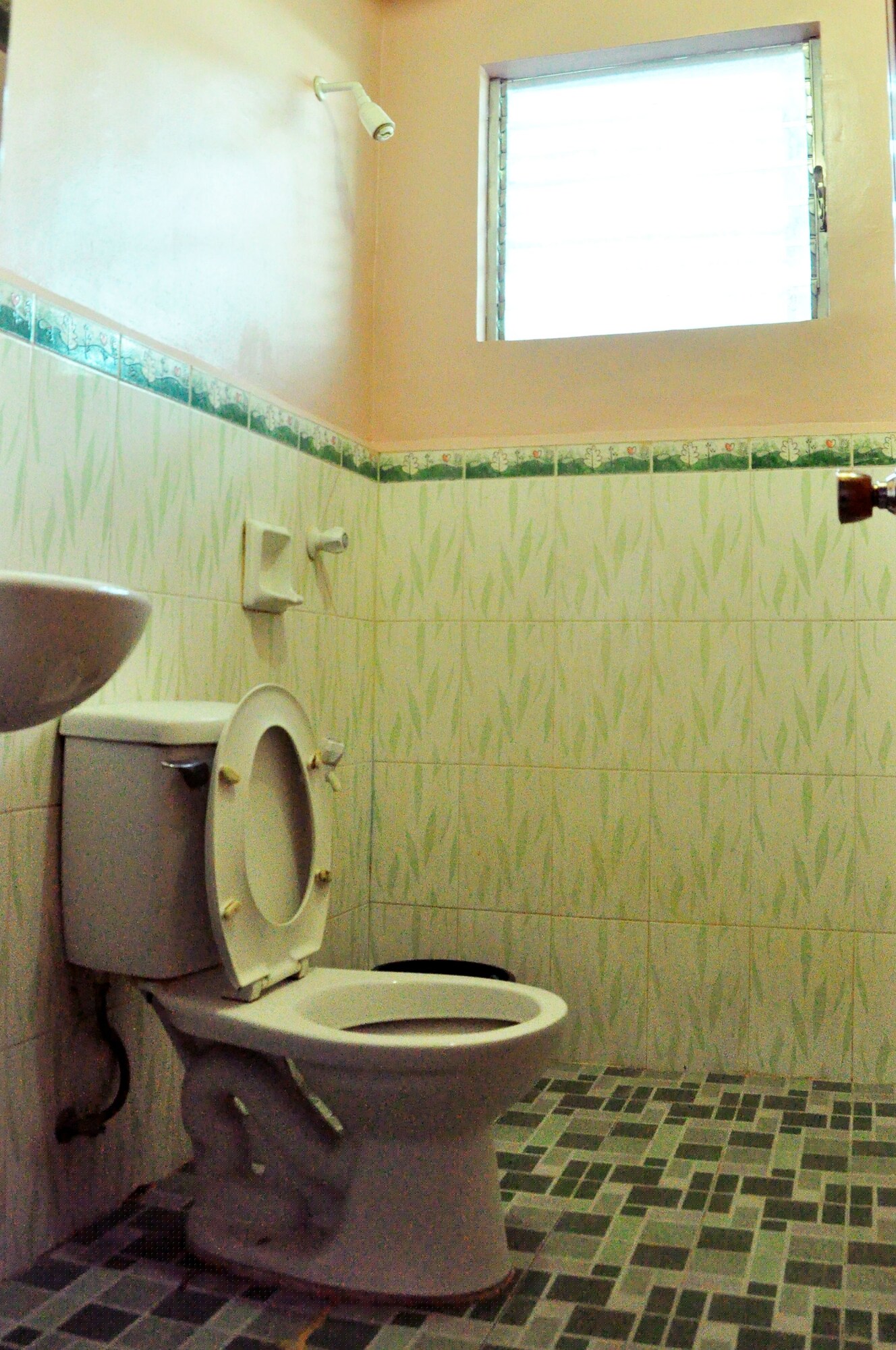 Budget, Twin Beds, Gv Hotel Talisay 5/5